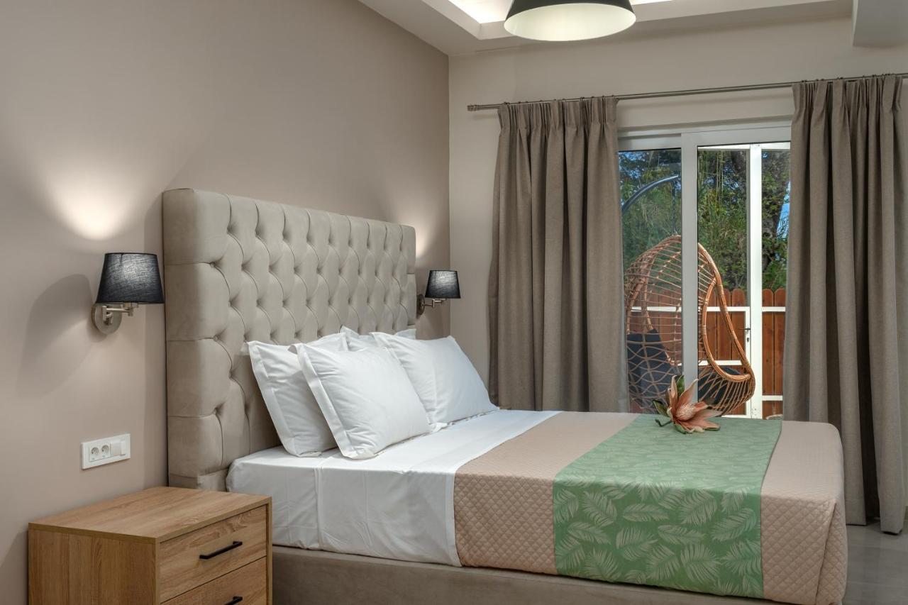 Iris & Rhea Junior Suites Планос Екстер'єр фото