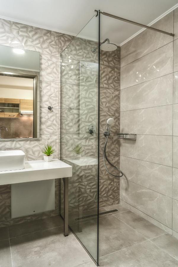 Iris & Rhea Junior Suites Планос Екстер'єр фото