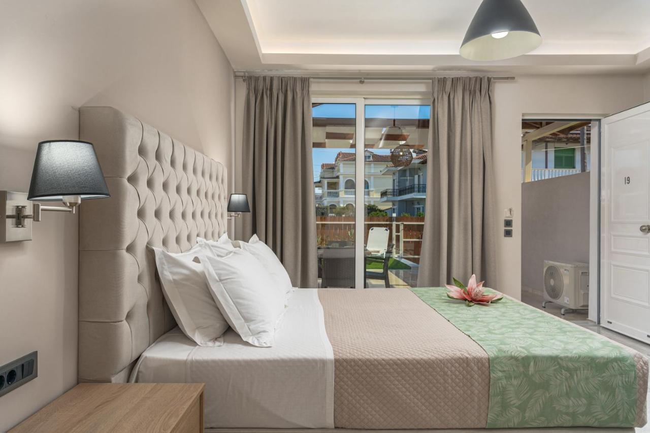 Iris & Rhea Junior Suites Планос Екстер'єр фото