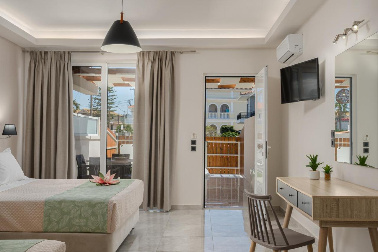 Iris & Rhea Junior Suites Планос Екстер'єр фото