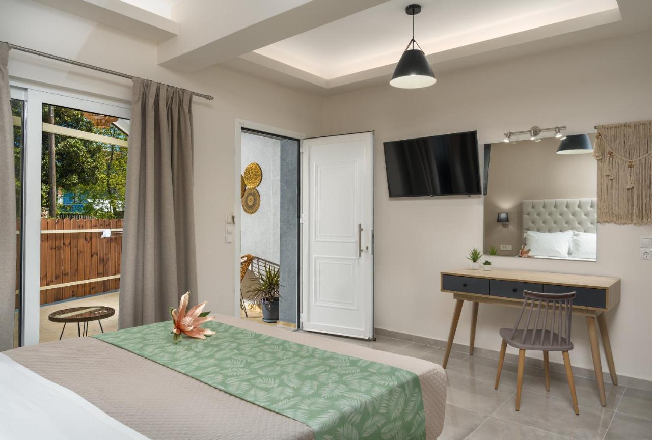 Iris & Rhea Junior Suites Планос Екстер'єр фото